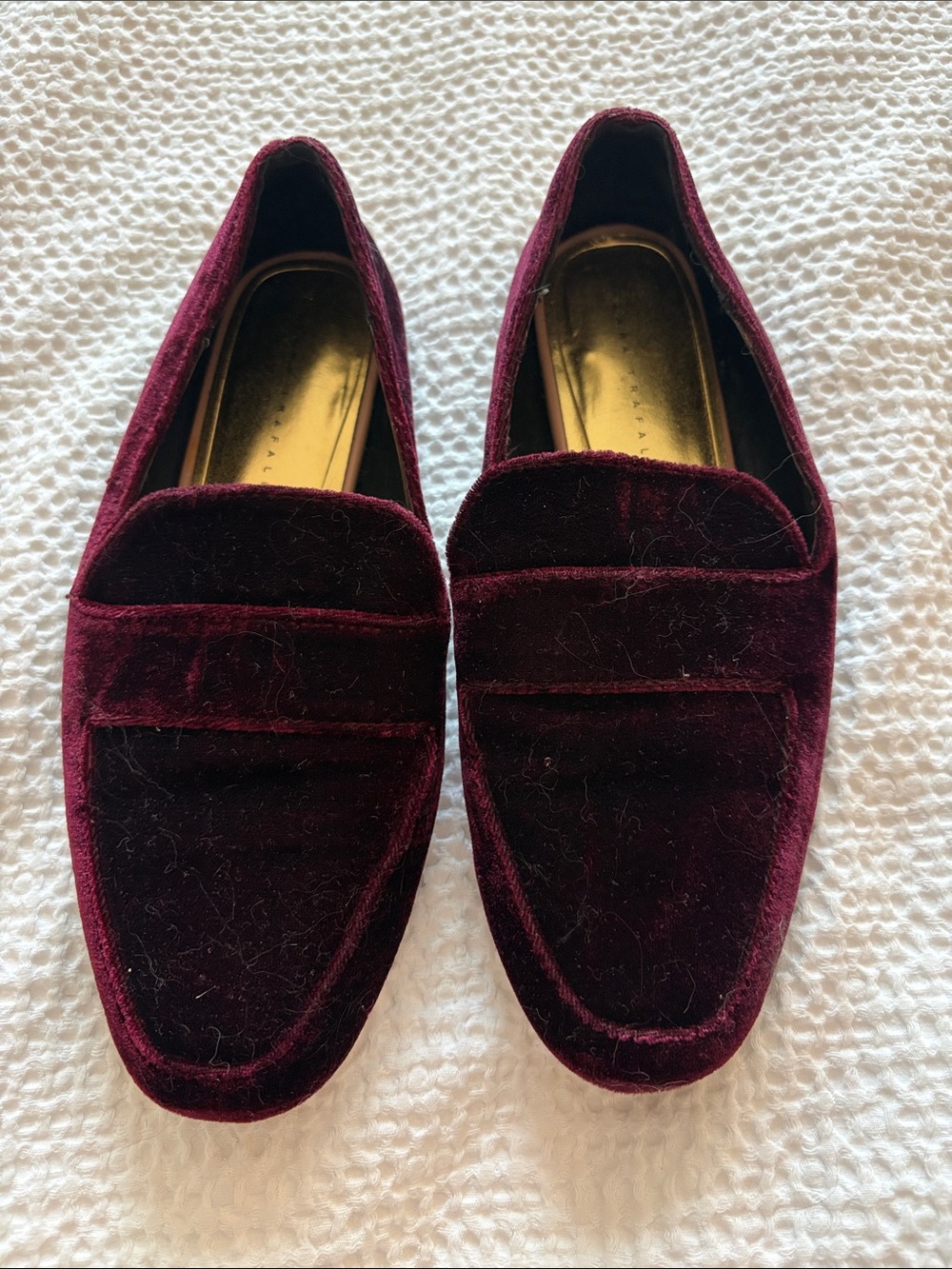 Zara Women's Velvet Loafers in Burgundy